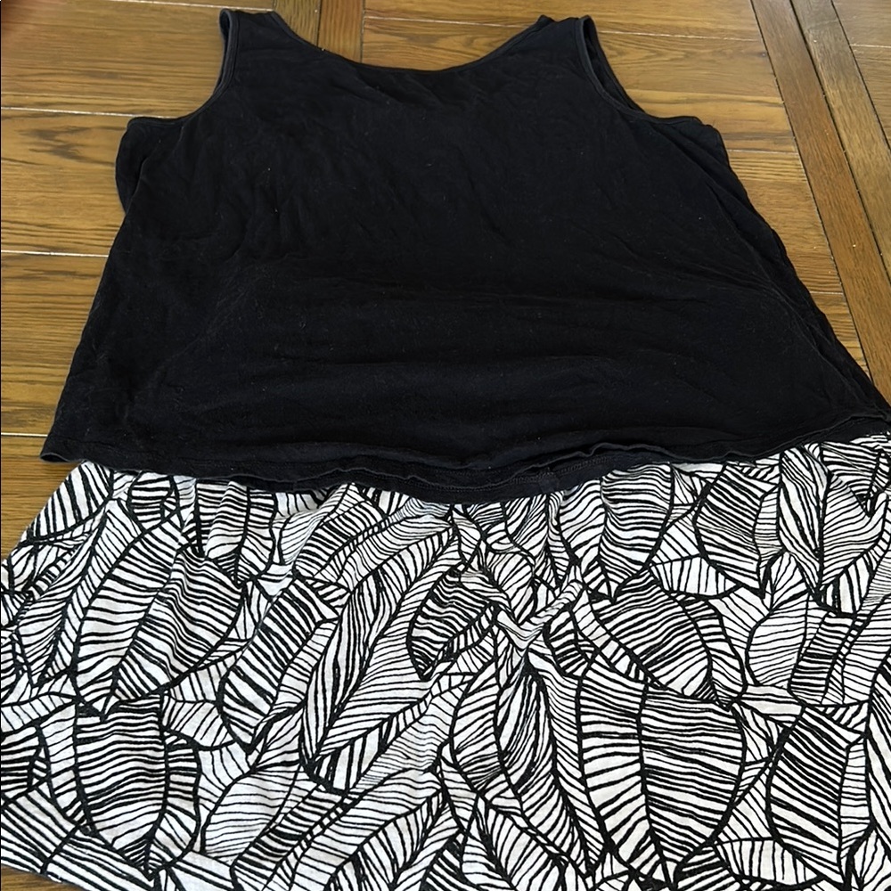 Black Loft Tank Top with Leaf Print Skirt size Med/Lg
